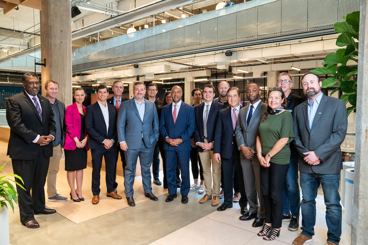 RDesRoches's tweet photo. Had the opportunity to show @SenTedCruz around @TheIonHouston today and participate in a roundtable discussion about building Houston’s innovation economy. Thank you, Sen. Cruz, for your interest in Houston’s emerging innovation sector. https://t.co/O0U9Lm3RX5
