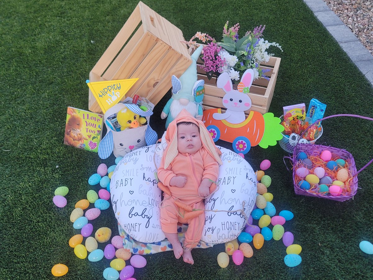 SUNBRERO_602's tweet photo. Our little Easter bunny #babysfirsteaster #charlietherabbit https://t.co/hyA3GZutvg