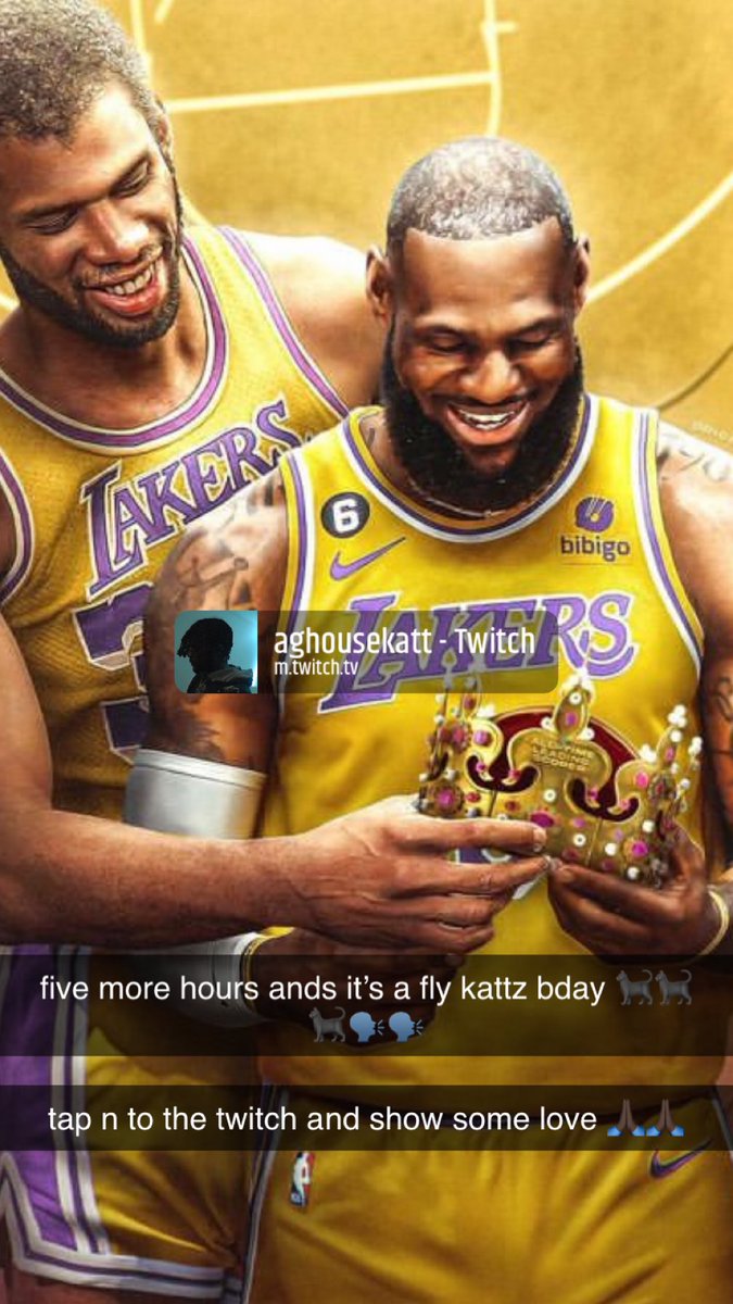 davionaghk's tweet photo. Add me on Snapchat! Username: c_thakatt24 https://t.co/kdNBbfNkLZ https://t.co/92qovDTaf9