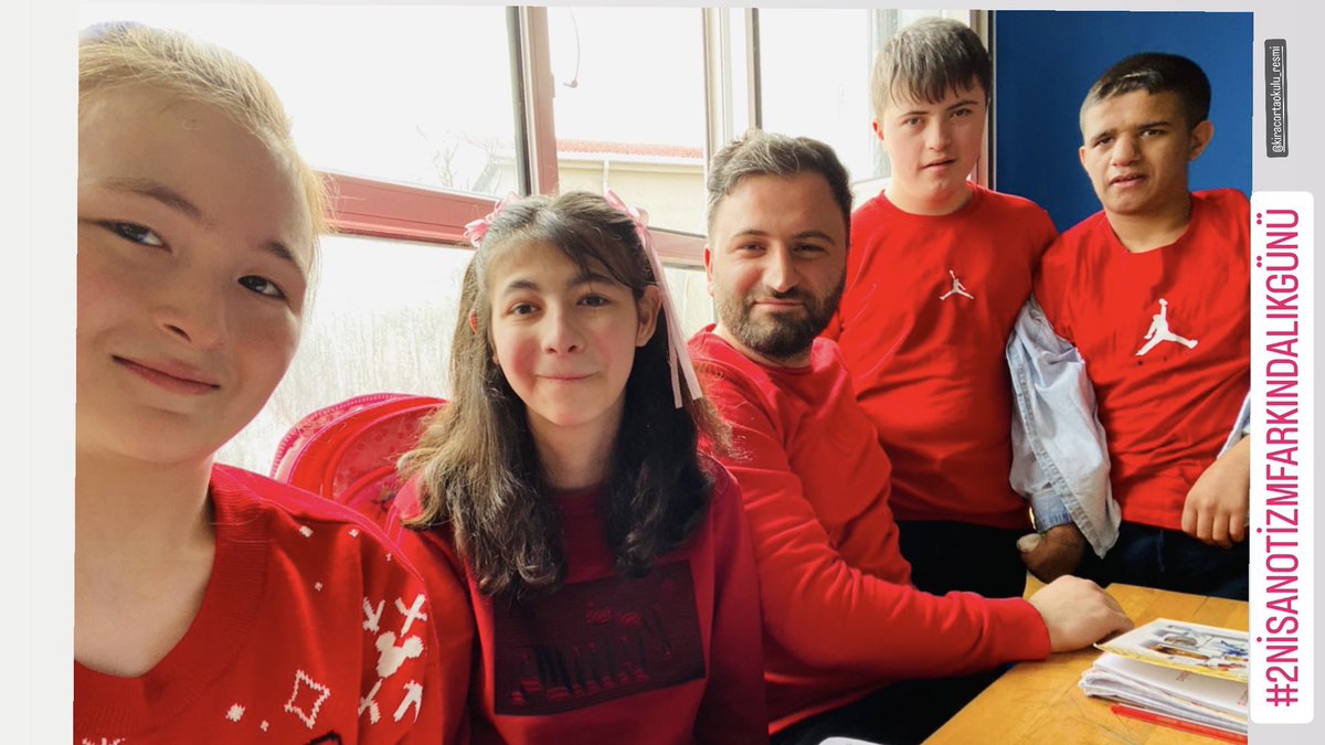 Rcevik5's tweet photo. Rengimiz belli 😊 https://t.co/17cC9wIELW