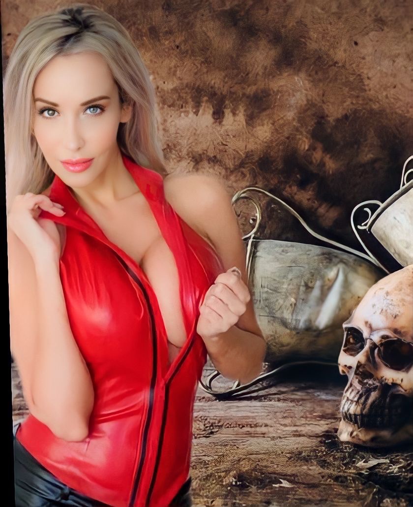 BrandonRimes8's tweet photo. Welcome to #DriveInMovieNight with the lovely @AugustKyss
ππ€π€
@fullmoonhorror @therealjoebob @badbrittni @AussieGuy @kinky_horror @kreepazoidkelly @Kellimaroney @SetDarcyFree @badtechno @GamerGirlRoxy @MorticiaVibes @nightmarekristy @ARoseCPE @BrittniiSundae @halogirl22 https://t.co/tsMfH5ojmB
