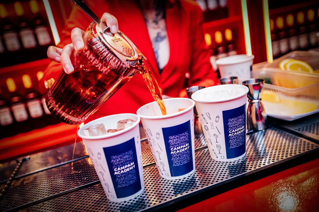 TheBigChilliMag's tweet photo. PASSING THE TORCH 

Through Campari Academy, Creative Director Monica Berg is set on a mission to unify and diversify the global bar scene with “the old generation’s wisdom” 

Read more: https://t.co/Mx4CtZHyeg https://t.co/4ICNY7khrU
