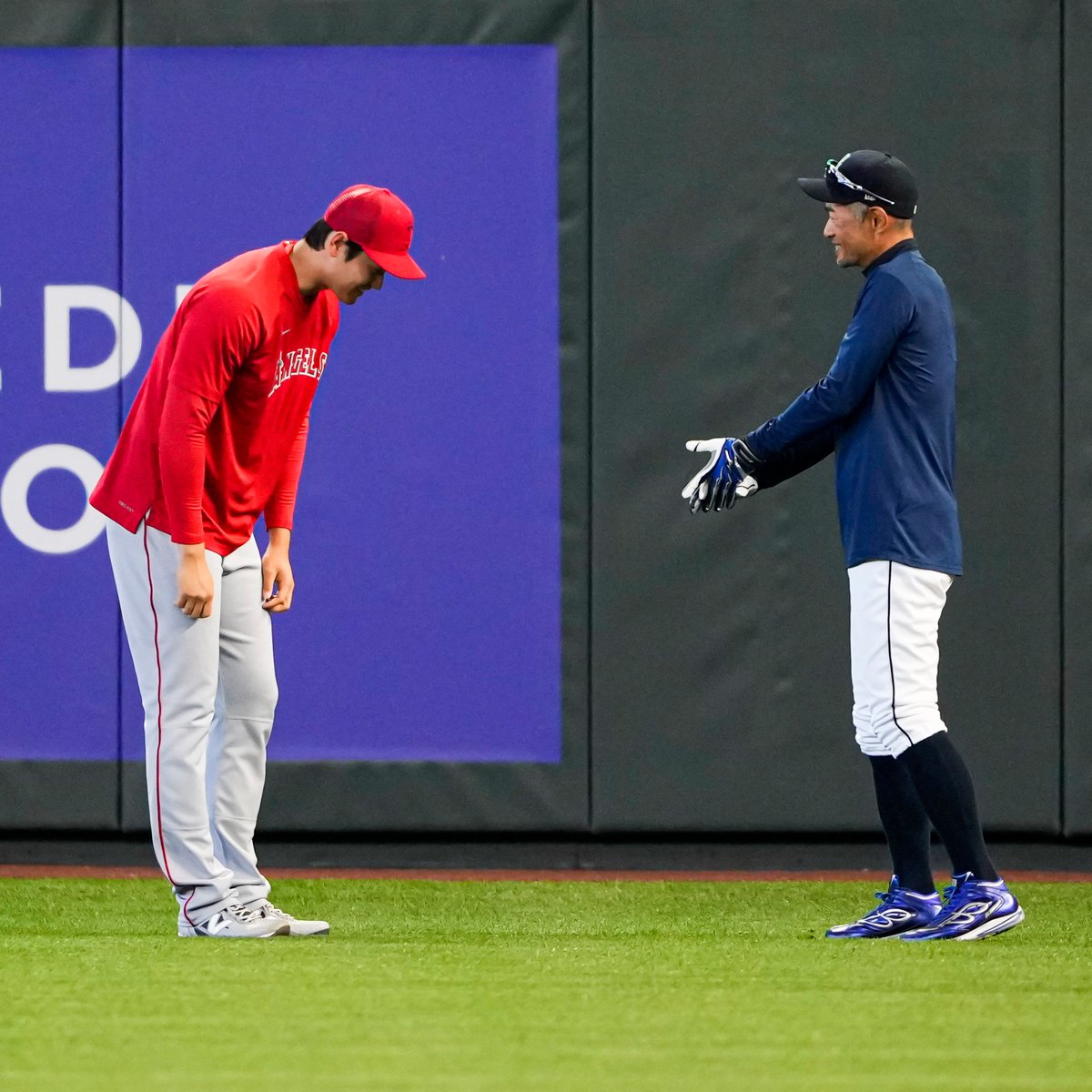Mariners's tweet photo. Respect. https://t.co/X2M597W5zO