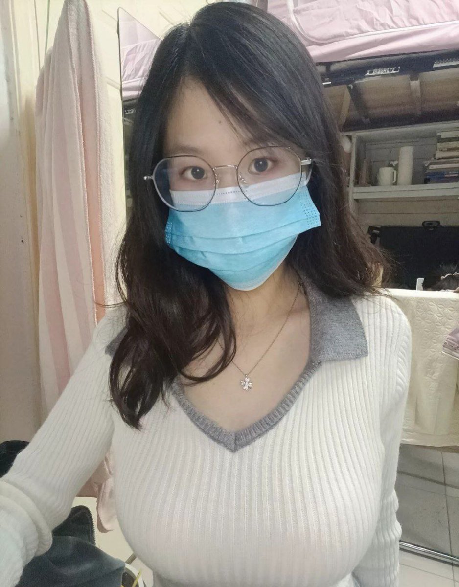 YTamakj's tweet photo. 奶子挺大的眼镜妹 #眼镜妹 https://t.co/PpnhkqajfD