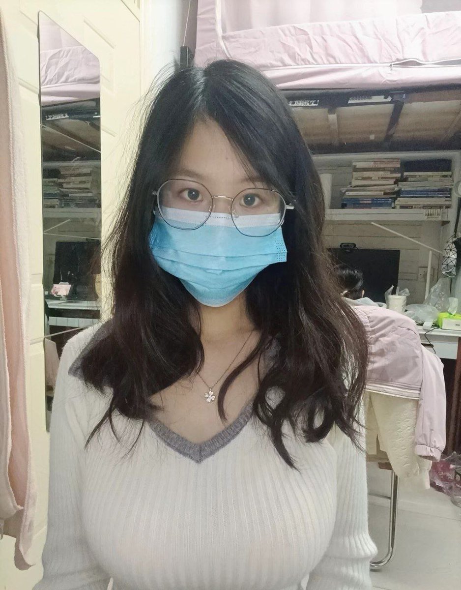YTamakj's tweet photo. 奶子挺大的眼镜妹 #眼镜妹 https://t.co/PpnhkqajfD