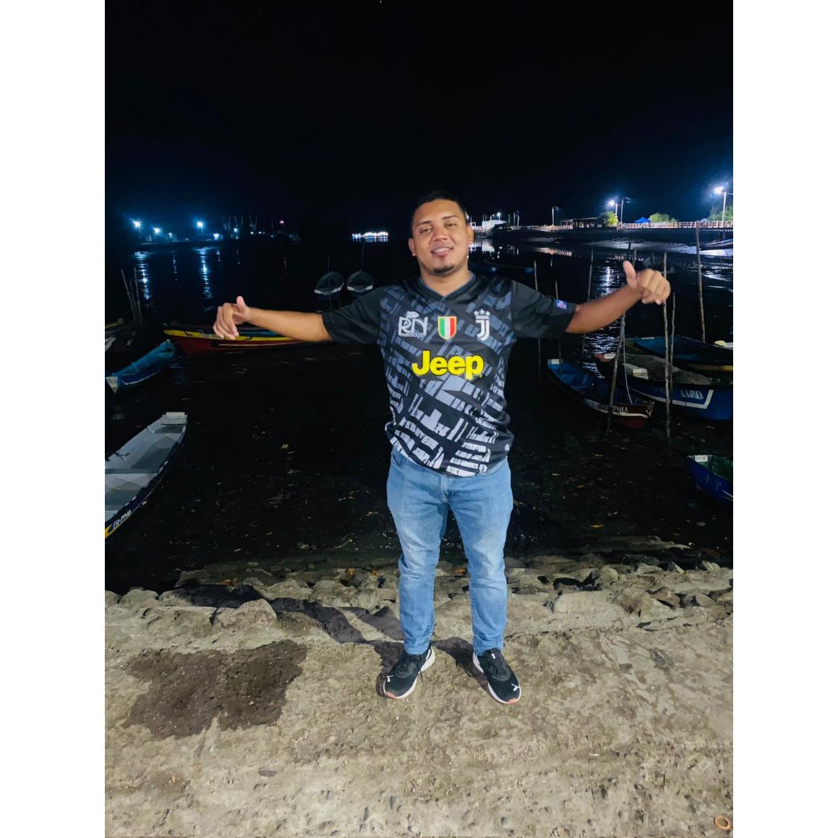 Enamorado de mi puerto 💙
Vida nocturna ✨️☣️