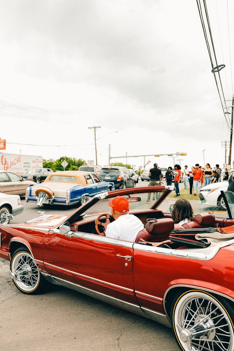 houshotya's tweet photo. it’s a Texas thang. https://t.co/pI0PJygzcl