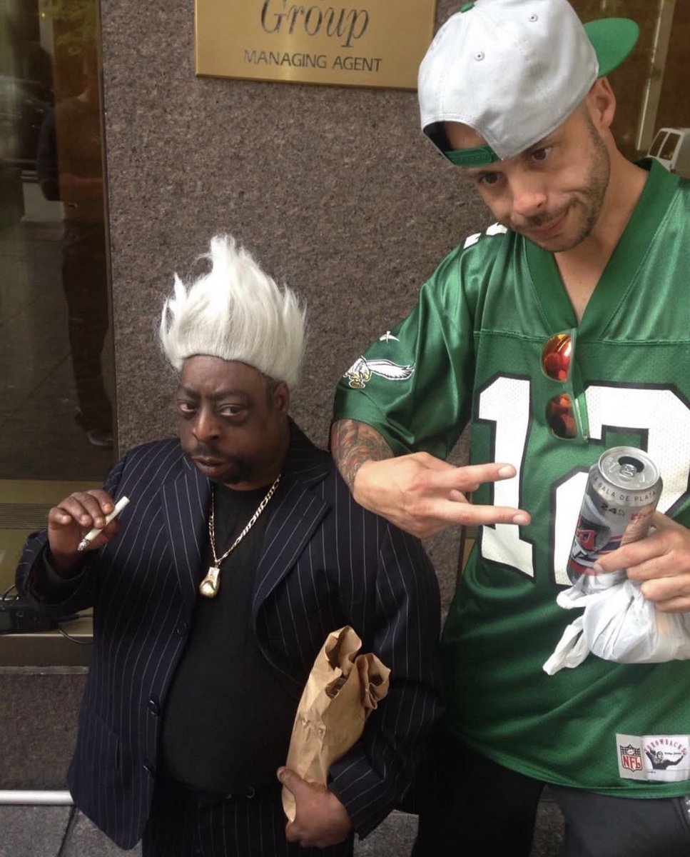 TheSportsHernia's tweet photo. Well this picture isn’t being topped anytime soon. #TheBeet https://t.co/Ue7lnUqpik https://t.co/tslhTqnefQ