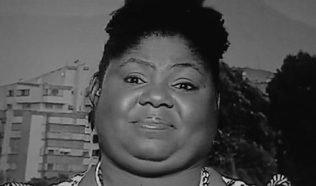 Autor__X's tweet photo. Doña @FranciaMarquezM ¿Y si en lugar de ir a África, donde no la necesitan, va a la Guajira con su Ministerio de la Igualdad y ayuda a salvar a los niños Wayuu de morir por pura y física hambre?¿Muy aburrido el plan?, los nadies y las nadias la reclaman mi doña. https://t.co/ETL0X4kSOX