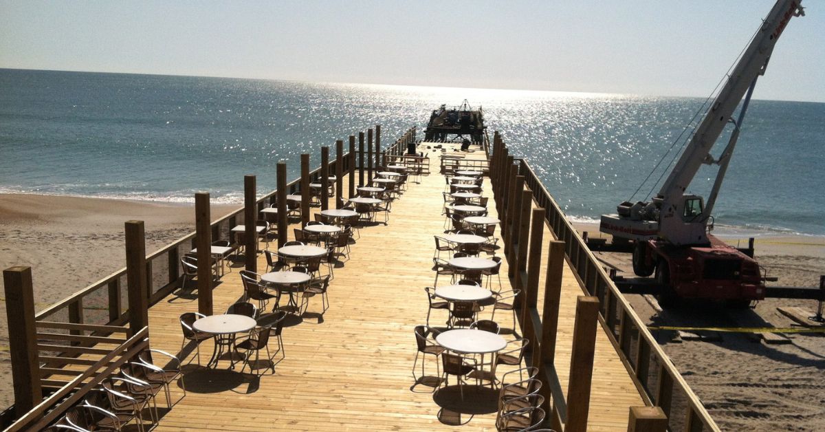 OceanicDining's tweet image. A throwback to 10 years ago on the opening of the restored Crystal Pier. We are still grateful for all those who helped us make this happen and open up the pier for all to enjoy. 
 #oceanic  #CrystalPier  @portcitydaily @Starnews @Wrightsvillebeachmagazine @CapeFearLiving