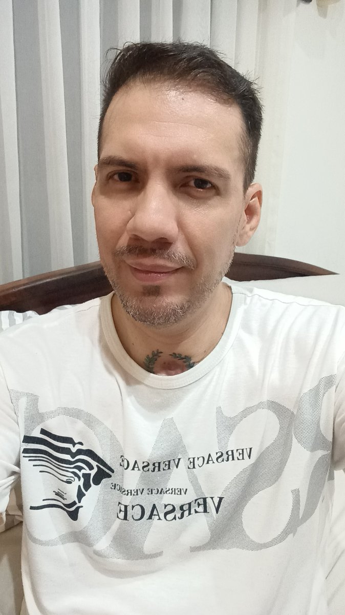 Wisoor's tweet photo. Nuevo recorte y look ...me gustó...👌👍 https://t.co/mACvHVaHlZ