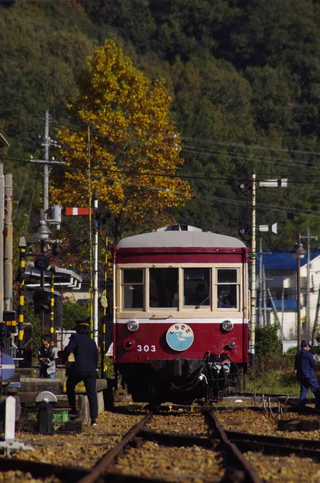ありゃ、今年の春は展示運転しなかったのか〜。
日本でも屈指の旧型気動車を動態保存している場所だし、コロナも控えめになってきたし、やっぱり動いてほしいなぁ。
また保存会の人たちと会いたい。GWに展示運転しないかなぁ。というダイマ。#片上鉄道 https://t.co/rvApNgWkeP 