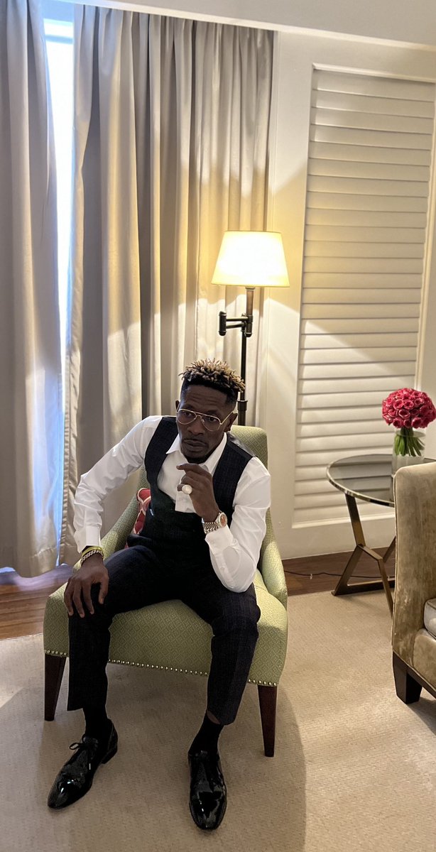 Produced and mastered by shatta wale #MAALI

Royalty 100%🥂💎👑