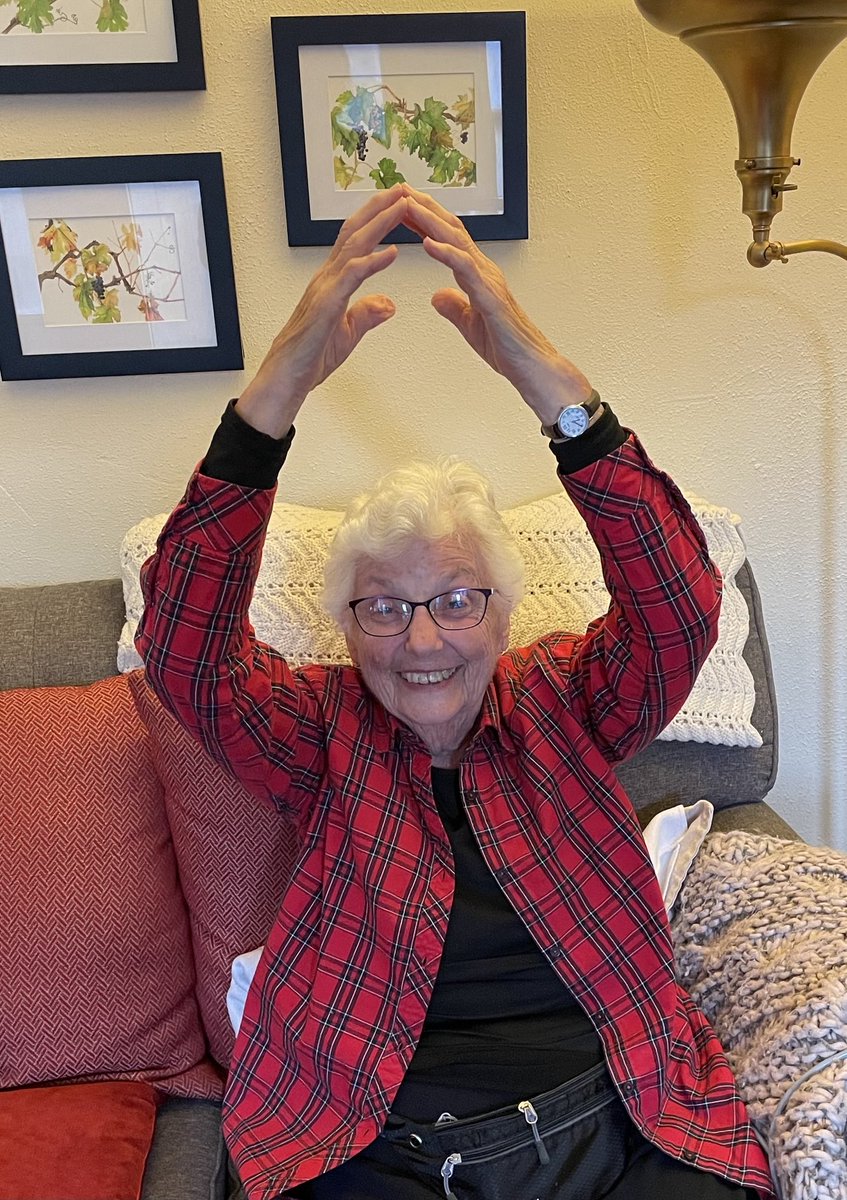LDews's tweet photo. She’s representing ⁦@SDSU⁩ Class of ‘56! #GoAztecs #sdsualumni https://t.co/9m3VMi7jj3
