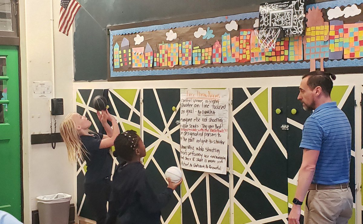 4greenedconsult's tweet photo. Mr. Amick used a free throw game to teach his students about fractions. Awesome Job! #RealWorldConnection https://t.co/2F20aWjJbl