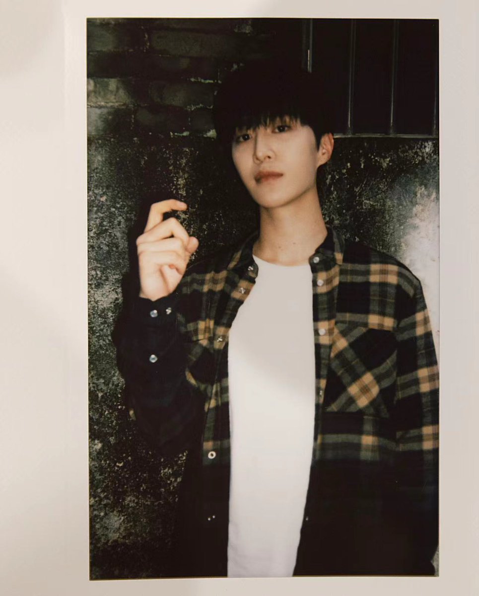 chengcheng_ph's tweet photo. 040423 #FANCHENGCHENG STUDIO SHARE NEW SNAPS FOR 199 LOVE

#AdamFan #范丞丞 https://t.co/rP3LTh9IXz