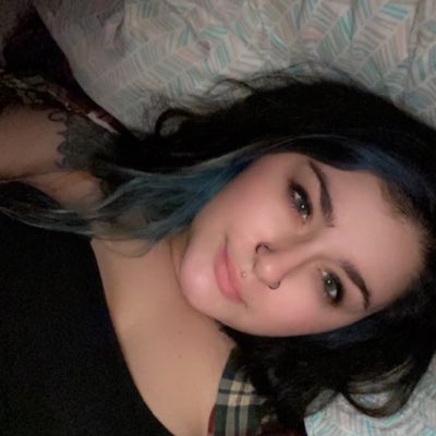 Smoking__blunts's tweet photo. #NewProfilePic https://t.co/qoYnj9Cl86