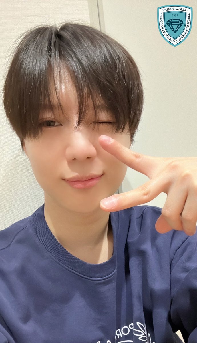 dailyltm's tweet photo. “The word 'I miss you' is insufficient to express how much I missed you guys and I think the heart everyone have, to believe in me and wait for me is the same as how I felt too.” — TAEMIN https://t.co/OUMCo1XKEJ