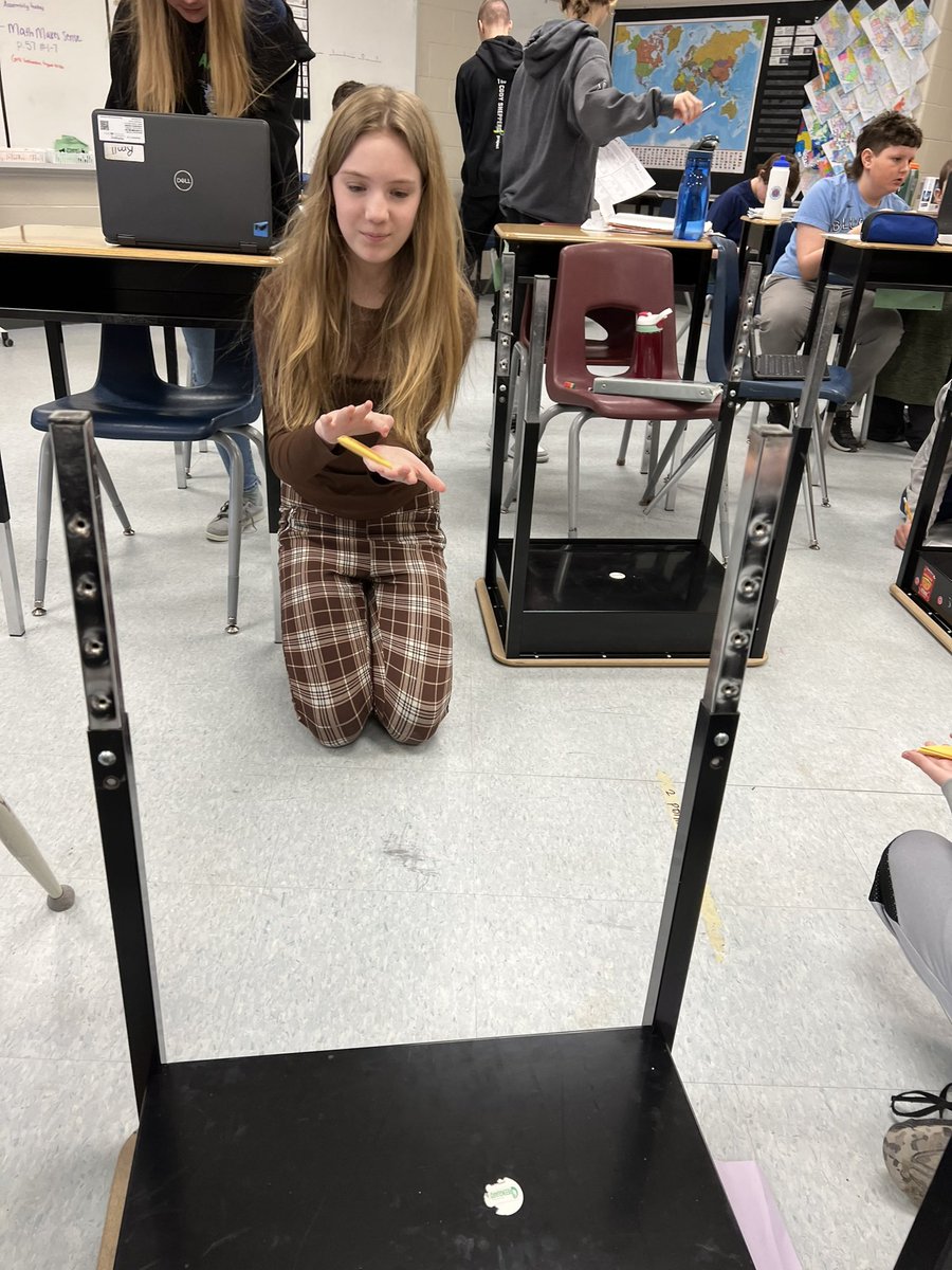 sjfgator's tweet photo. Grade 7’s showing their understanding of ratios through the game of Football. #CreativeApplication https://t.co/a2KPvbyoiw