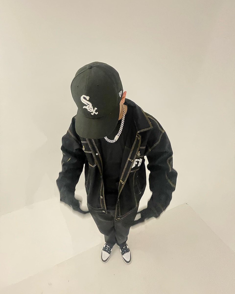 D Savage ! tweet media