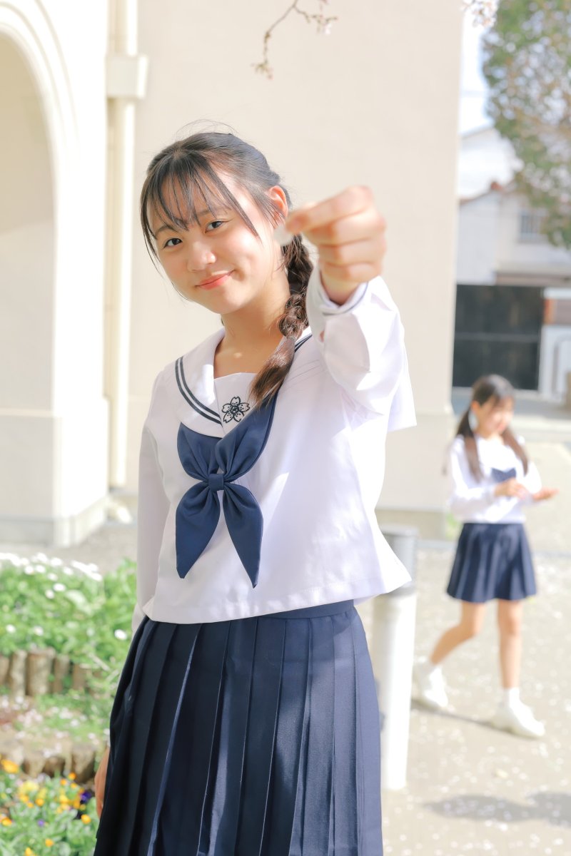 susunzu's tweet photo. 桜の花びらキャッチ。水無絢麗さん。
#LockRockBAB 
#66bab 
#水無絢麗 https://t.co/CC4sKazPBO