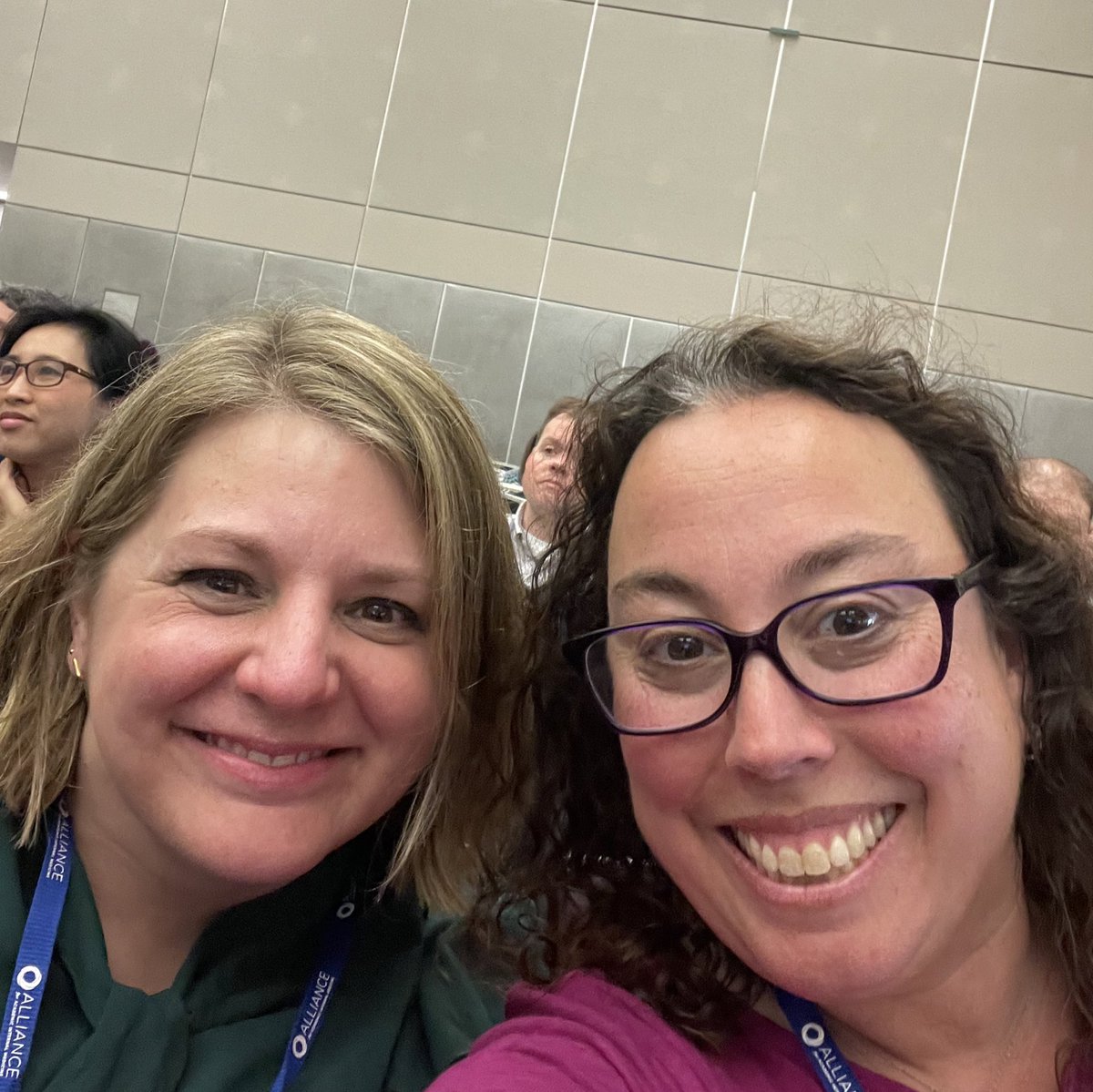 abbyWUim's tweet photo. ❤️🥳☀️🥼🩺📚❤️🥳Such a treat to catch up w these inspiring #WomenInMedicine & BFFs from Pitt, Case/UH, Wash U, the RRC, @ELAMProgram & beyond!! All while learning & reflecting about #MedEd! Thx @AAIMOnline #AIMW23 for all the feels! #SupportTrainees #SavePDs Love you #DebLeizman https://t.co/ef6TyJ0281