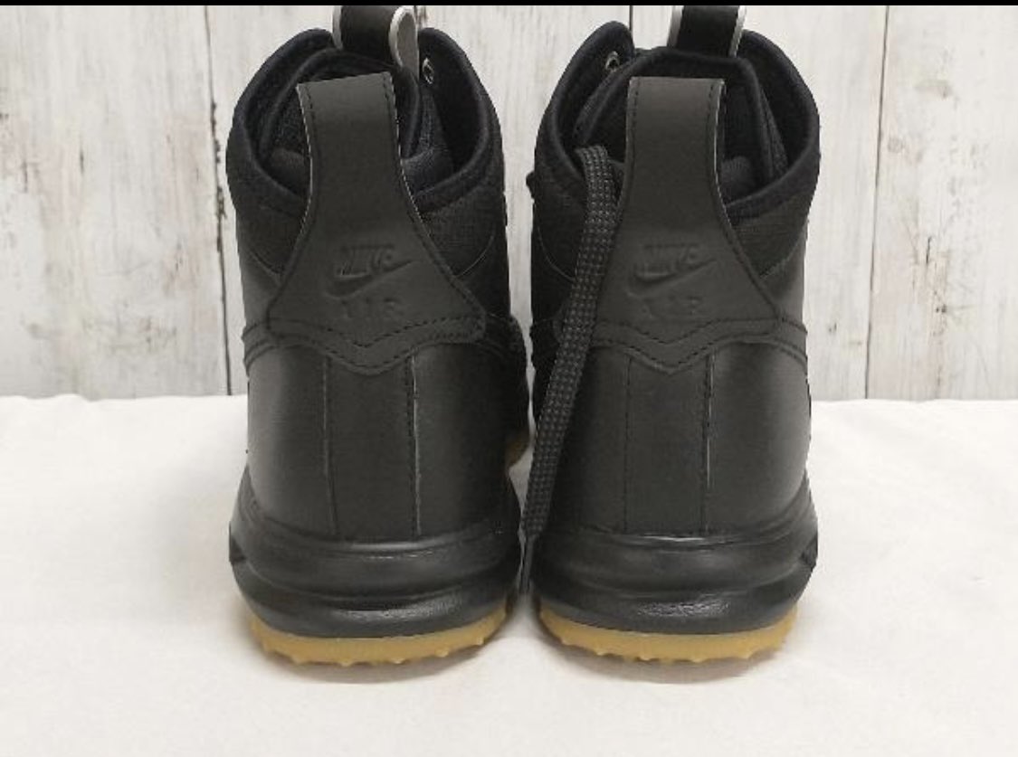 bookoff20467's tweet photo. 【👟スニーカー新着情報👟】
Nike Lunar Force1 Duckboot "Black"(27.5㎝)こちらで併売中💁♀️ https://t.co/3gfYWtNWMU #Nike #lunarforce #duckboot #kicks #ブックオフ綱島樽町 https://t.co/RlSPu3qITy