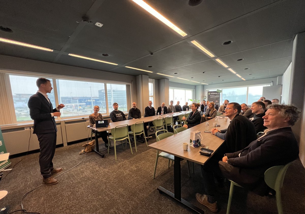 Hyperion Lab tweet media