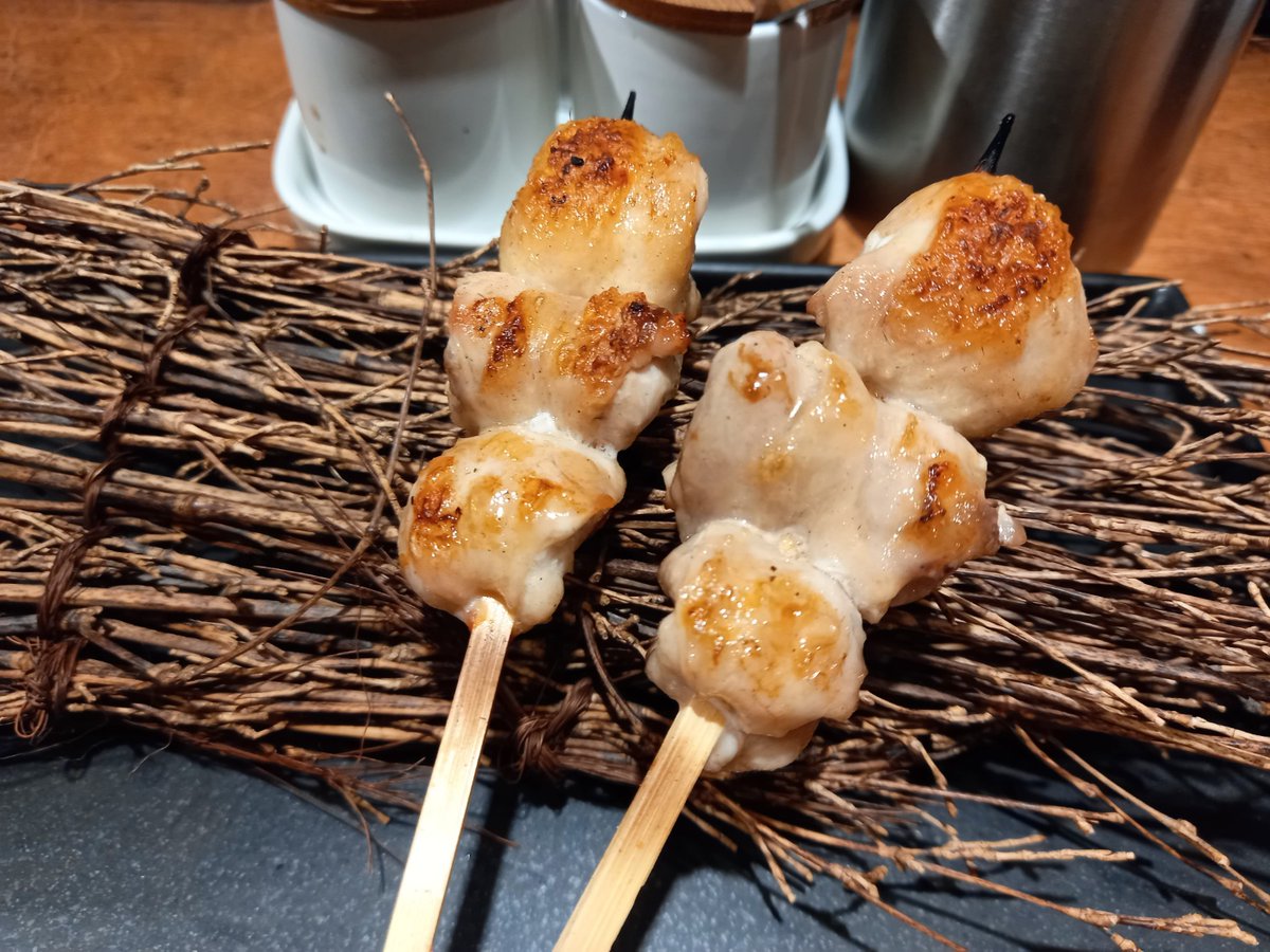 【 YAKITORI MOOK お酒と一緒にコースでいただく、延南洞の炭火焼き鳥専門店 https://t.co/w0IFSKbDxj