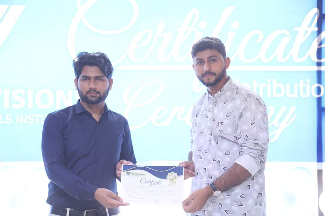mentor_visions's tweet photo. Alhamdulliah Our 4th Certificate Distribution Ceremony.
 
#mentorvison #institute #mv #certificate #event #ceremony https://t.co/GOU6fx8Qb1