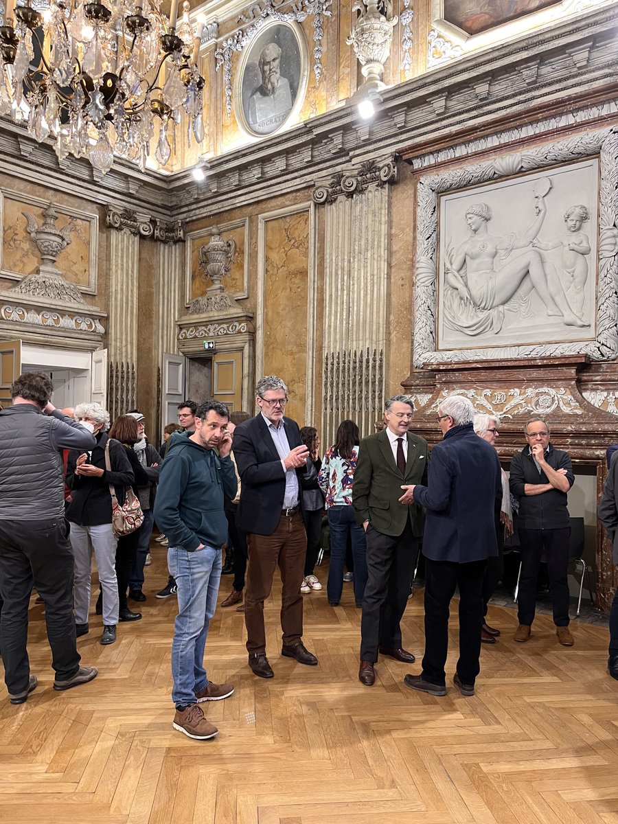 PacoDelmotte's tweet photo. The annual meeting of ⁦@Vitae_Project⁩ is opened : we are hosted in Beaune/Dijon by the Jules Guyot Institute ⁦@Univ_BFC⁩  ⁦@INRAE_BFC_Dijon⁩, ⁦@VinsdeBourgogne⁩, ⁦@OIV_int⁩ and ⁦@ljadot⁩ : thanks for your warm welcome ! https://t.co/6zC8Rlv5Ic