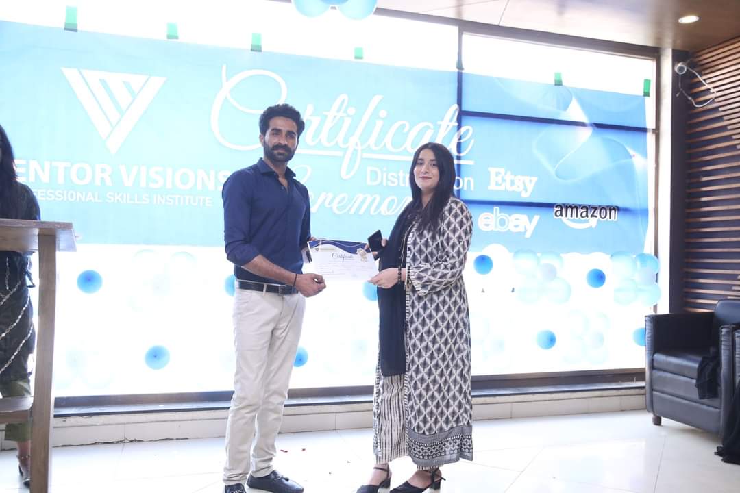 mentor_visions's tweet photo. Alhamdulliah Our 4th Certificate Distribution Ceremony.
 
#mentorvison #institute #mv #certificate #event #ceremony https://t.co/B5hBRpVBYw