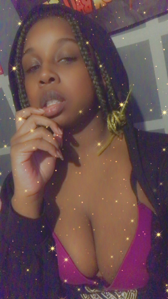 THICCKNESS13's tweet photo. #ebonyexposed #addmefast #ebonycontent #ebonylovesbbc #ebonywomen 

https://t.co/uYKPmAgbxl https://t.co/WfTQuONWum