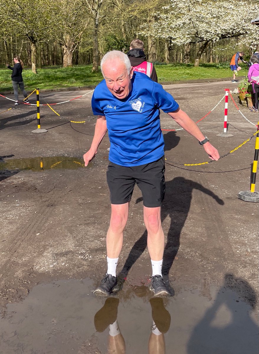 Lots to enjoy in the latest parkrun report by the talented Donna including a 10th parkrun birthday and why John is jumping into a puddle. Click on this link: parkrun.org.uk/lythamhall/new… #parkrun #loveparkrun #run #lytham #puddle