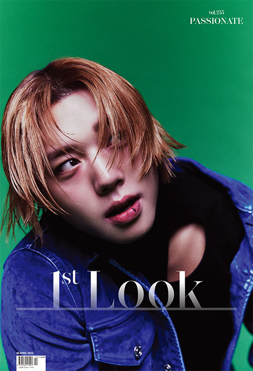 K_magazine_info's tweet image. aladin.co.kr/shop/wproduct.…

1st LOOK 퍼스트룩 255호

표지: 박지훈

#퍼스트룩 #1stLOOK #박지훈