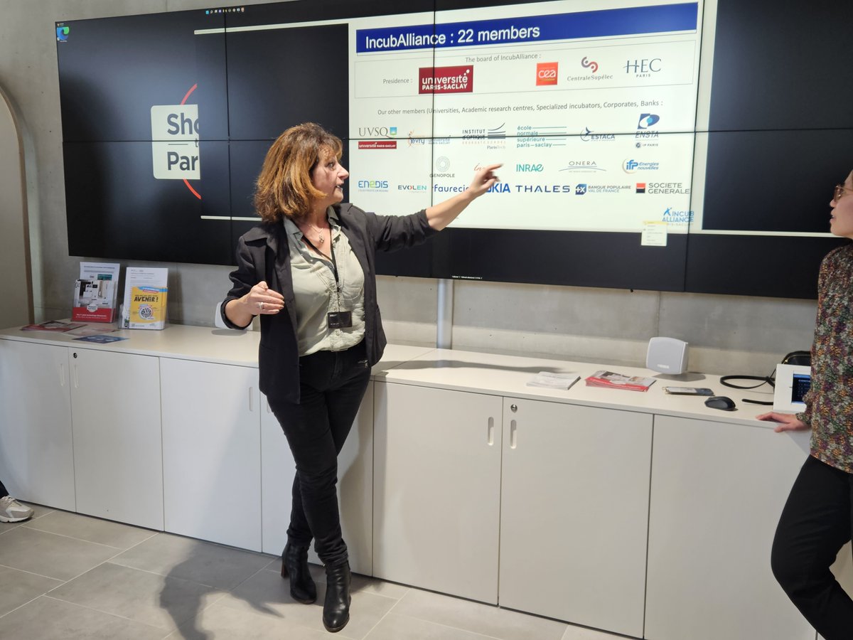 accelero_eu's tweet photo. 🚀 ACCELERO Project partners visited @EuroQuity_fr & Paris-Saclay, engaging with BSOs from less connected regions. Strengthening local innovation ecosystems & encouraging startup growth across Europe! 🌍💡 #ACCELERO #EUInnovationEcosystems #SMEs #innovation #startup #HorizonEU https://t.co/ZCYWWxcwBg