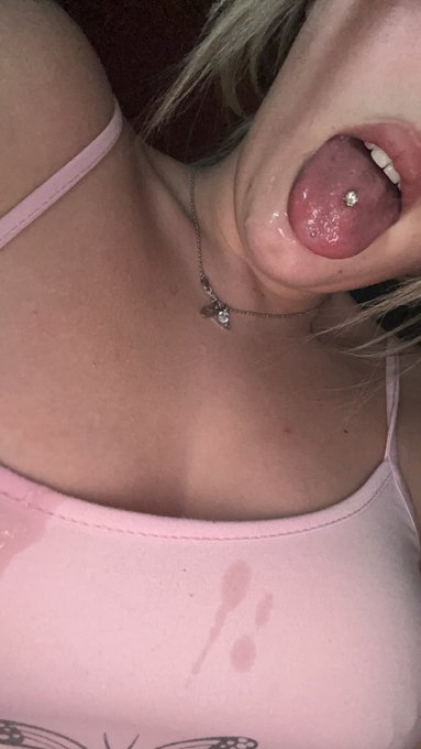 Happy Tuesday all you horny people😋 who else loves a morning facial?🤭😼 like &amp; RT   #onlyfans #fanvue<a href="/tag/curvy"class="tags"><span>#curvy</span></a><a href="/tag/sexy"class="tags"><span>#sexy</span></a><a href="/tag/hot"class="tags"><span>#hot</span></a><a href="/tag/babe"class="tags"><span>#babe</span></a><a href="/tag/suckit"class="tags"><span>#suckit</span></a><a href="/tag/nude"class="tags"><span>#nude</span></a><a href="/tag/playtime"class="tags"><span>#playtime</span></a>