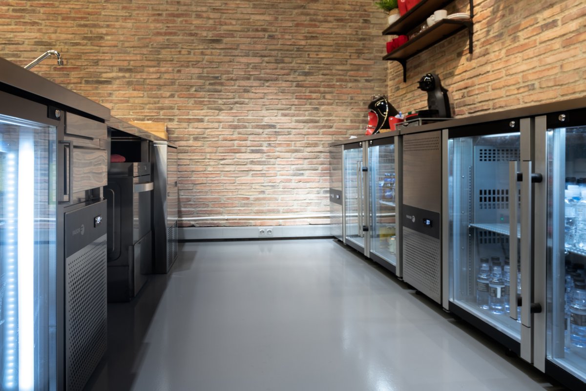 🥤 İçeceklerinizi en iyi şeklde muhafaza etmek için fagorprofessional soğutucular idealdir. özellikle şişe soğutma için tasarlanmış geniş soğutucu yelpazemize göz atın.

#FagorProfessionalTürkiye #YouMakeItHappen

🔗 fagorprofessional.com/es/equipos-coc…