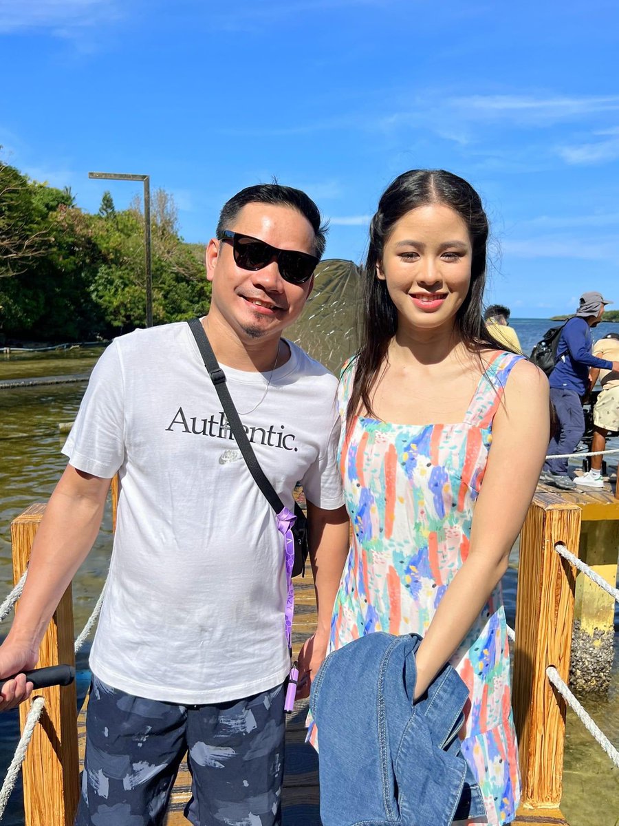 GAMORAYOURKARMA's tweet photo. Miss Universe Philippines - Masbate vibe :) 

@KissesDelavin with the bakasyonistas ❤️🥰

#KissesDelavin https://t.co/nZM7zKXYje