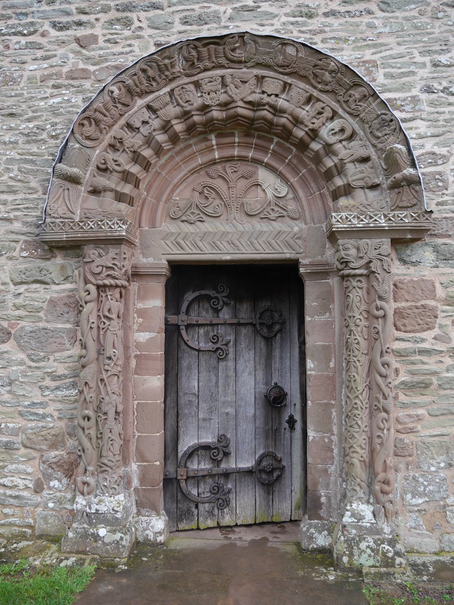 CathAMClarke's tweet photo. More #Kilpeck, you say? Oh, all right then! @StThomasWay https://t.co/EwHkUqJQIr