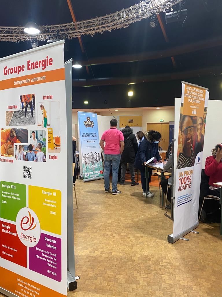 lbdeveloppement's tweet photo. 🆕 Aujourd'hui au Stand 56, retrouvez Ilona, Emma et Christopher au Forum #Handicap #Emploi &amp; #Sport à l'Espace Jean-Ferrat à Tremblay-en-France (93)

📌 Av. Gilbert Berger - 93290
🚌 Bus 15 / T'bus 1 - Arrêt LEP Boucher
✅ Jusqu'à 17h00 - Entrée libre https://t.co/u3hUoWTCLT