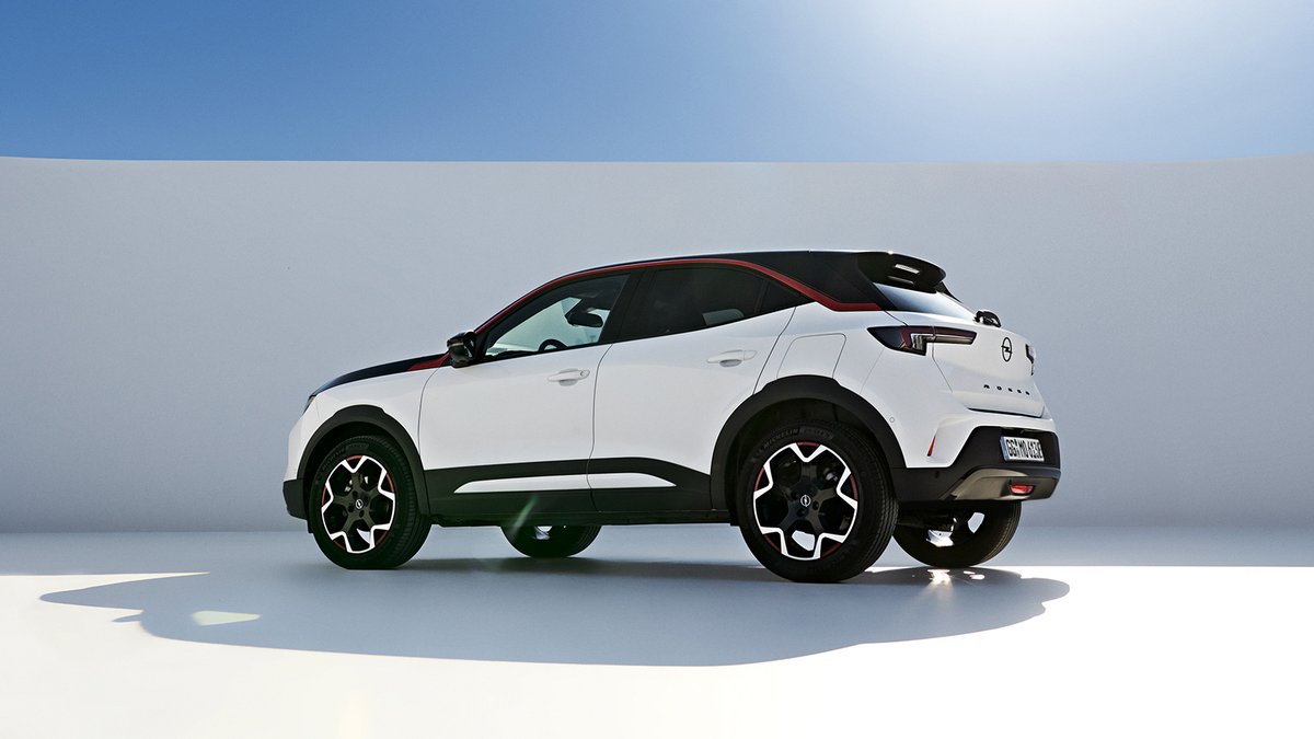 OpelSA's tweet photo. Pure design. Pure driving enjoyment. Leave boring behind, step into the new #Opel Mokka.
Step into a test drive: https://t.co/ICNyYySmMb
#LessNormal #ThisIsOpel https://t.co/IKI4SRMCYi