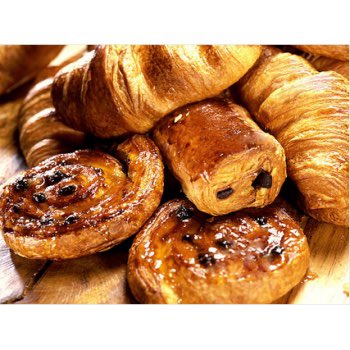 RBGConnect's tweet photo. #greenwichconnect hope to welcome you tomorrow for an hour and a half of relaxed and informal networking and pastries. Check out our website to see where and when and who’s speaking, here: https://t.co/Kudc3HrRkb #businessnetworking #greenwich https://t.co/vltlvF2MXJ