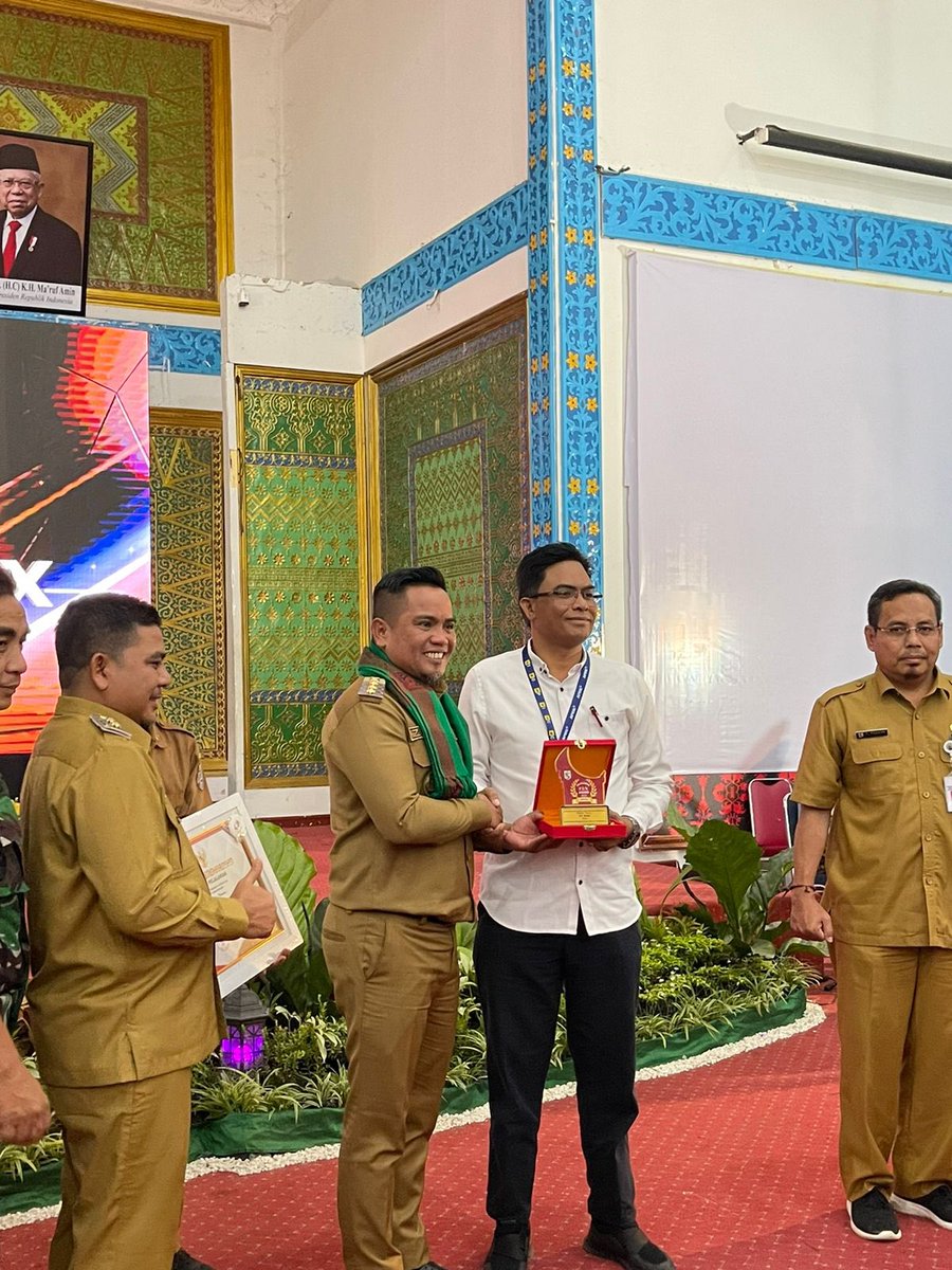 Kabar baik dari Pangkalan Kerinci!
#tahukahkamu RAPP baru saja meraih penghargaan Pelalawan Tax Award 2023 dalam kategori pembayar PBB-P2 (Pajak Bumi dan Bangunan untuk kegiatan usaha perkebunan, perhutanan dan pertambangan) tertinggi lho sahabat!

#pajak #taatpajak