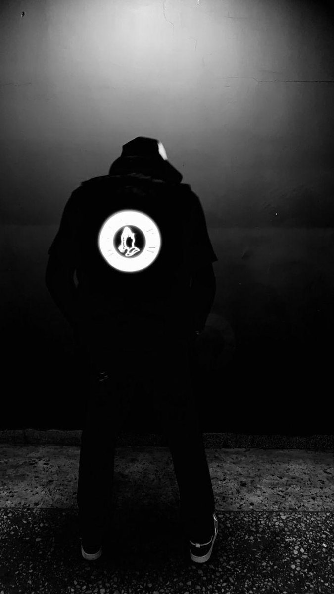 shmgclothing's tweet photo. Glow in The Dark #SHMG https://t.co/wcEdaspYJl