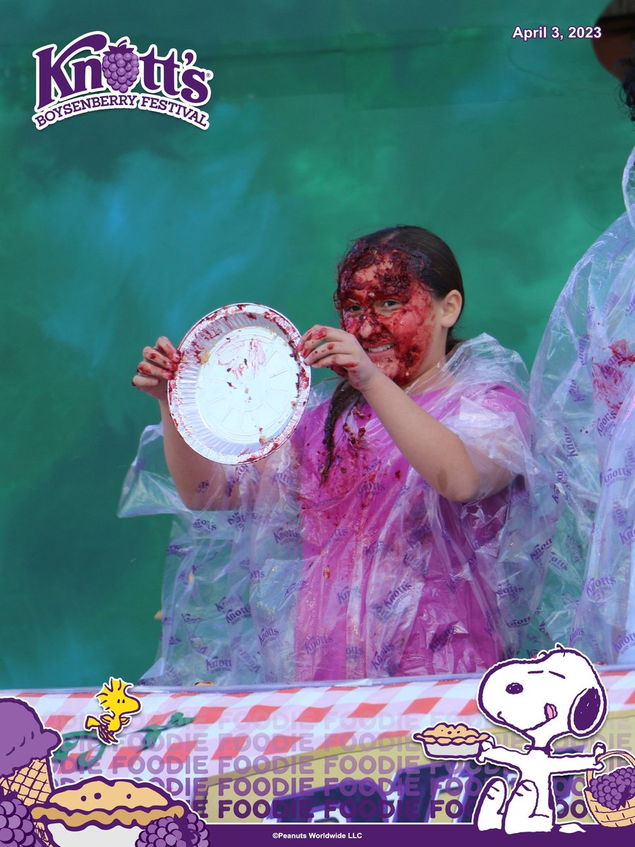 AdrienneRenee77's tweet image. Khloe won the Pie Eating Contest today @knotts She beat 4 adults and 1 small boy. 

#NationalBoysenberryDay #knottsberryfarm #pieeatingcontest #winner #boysenberrypie #proudmom #10yrsold