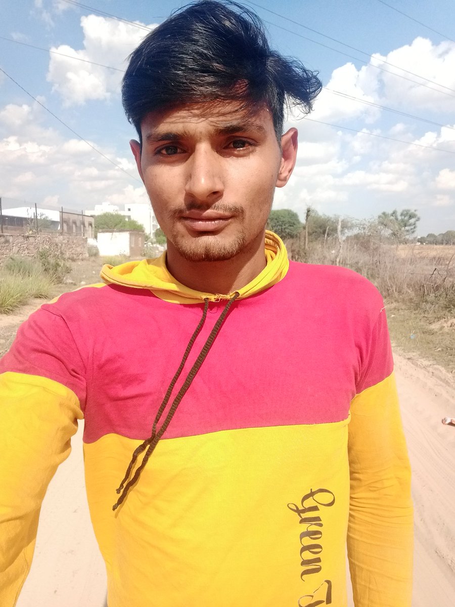 NiteshSimar's tweet photo. #bholaathome #niteshsimar #niteshsimar28 #photo #Twitter #chekout #viral #Trending #selfe https://t.co/DSTqk8EMHm