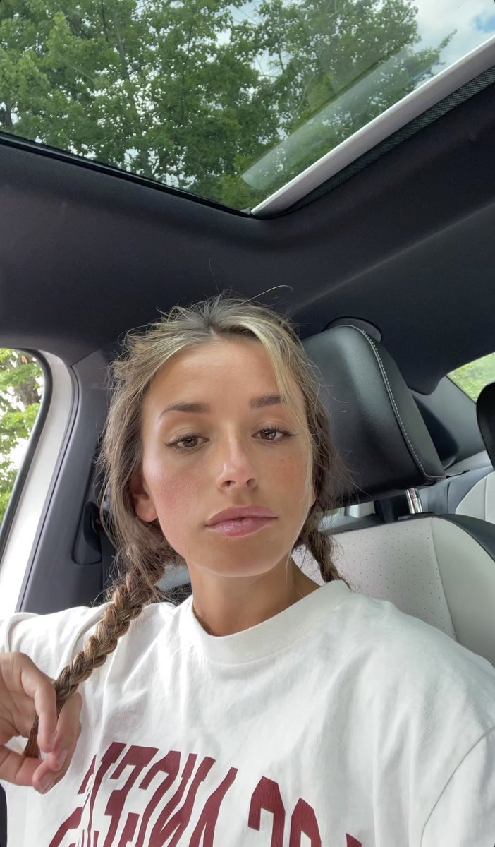 LUVRRRGAL's tweet photo. scam mommy deserves your money - are you going to give it to her? 💰🤑

Cashcow . Findom . Finsub . Domme . Walletdrain . Paypig . Humanatm . Simp . Owned . Walletslave . https://t.co/6vHIIZiVEI