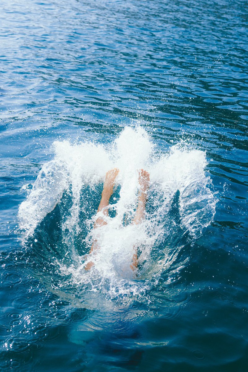 lovablDea's tweet photo. 7월에 컴백하니까 여름 뉴진스 다시 보기 ☀️🌊 https://t.co/GFofLQMhnj
