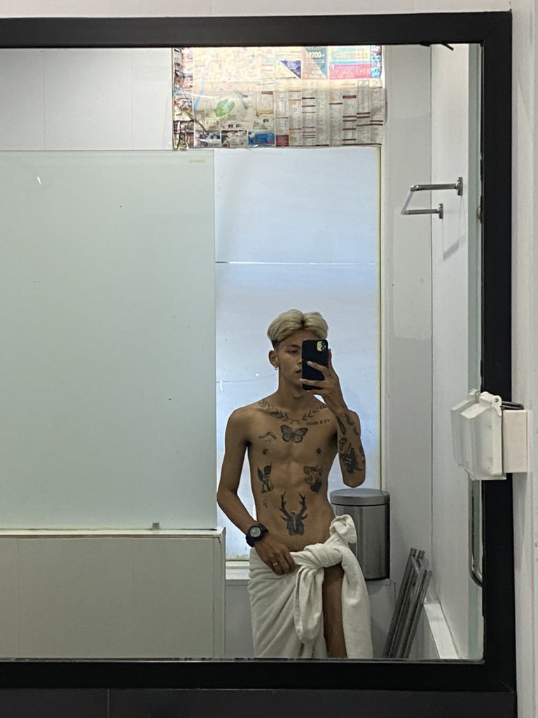 Kaunght77's tweet photo. 09989208401 Call me maybe🤪 https://t.co/k1HDnpbD9D